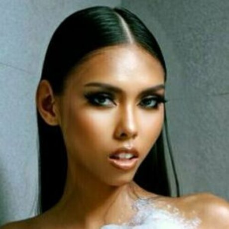 弁護士オンリーファンズ セクシー ギャラリー