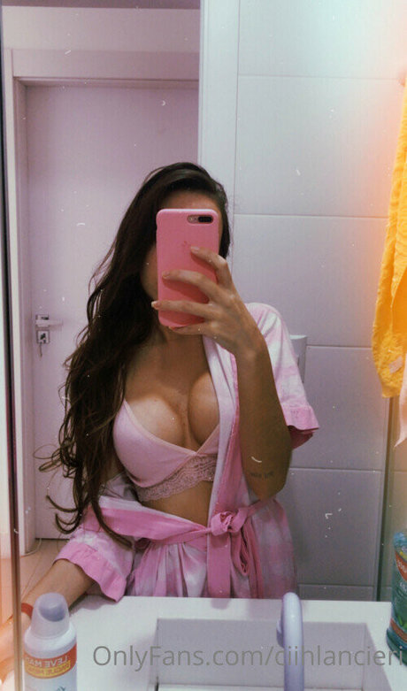 ciihlancieri ポルノスター HD 写真