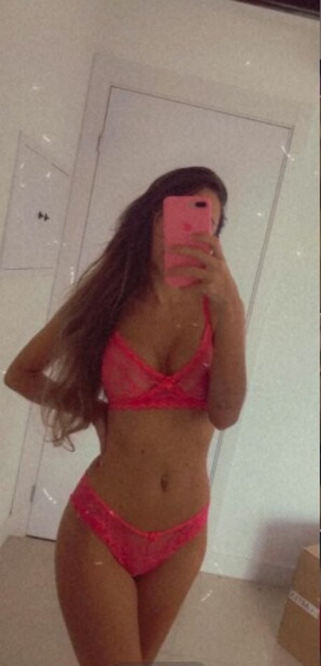 ciihlancieri セクシーなスター 写真