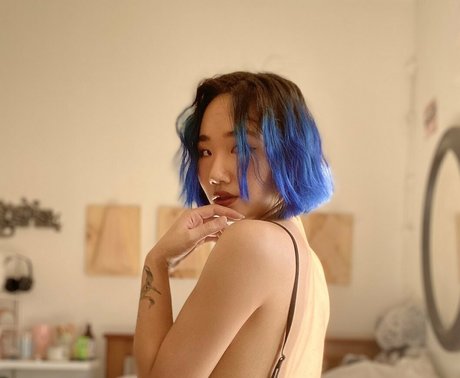 セクシーなブルネットのオンリーファンズ 無料ポルノ アーカイブ