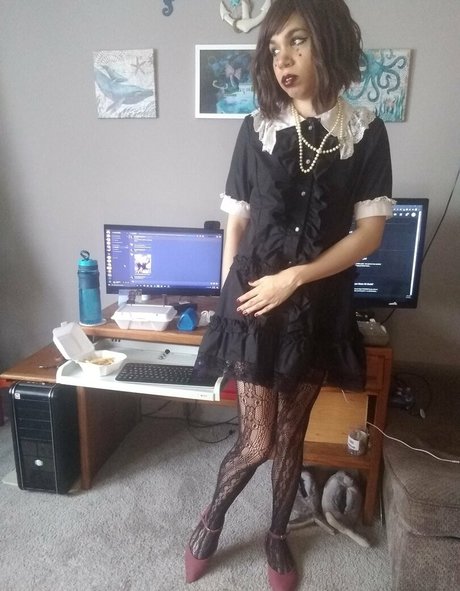 パイズリ オンリーファンズ 無料 画像