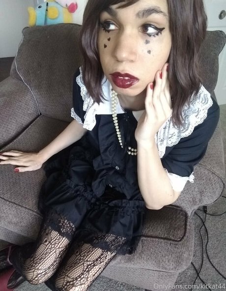 kitkat44 セクシーモデル 写真