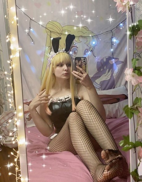 ナースオンリーファンズ ヌード 写真