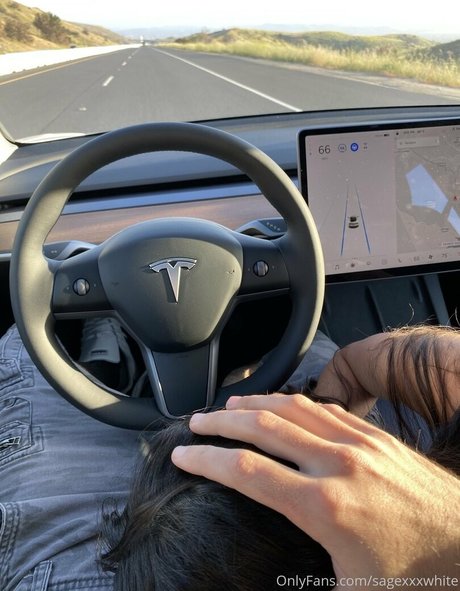 Sagexxxwhite 裸の女優 画像