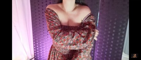 ASMR Alysaa ポルノスター 独占 写真