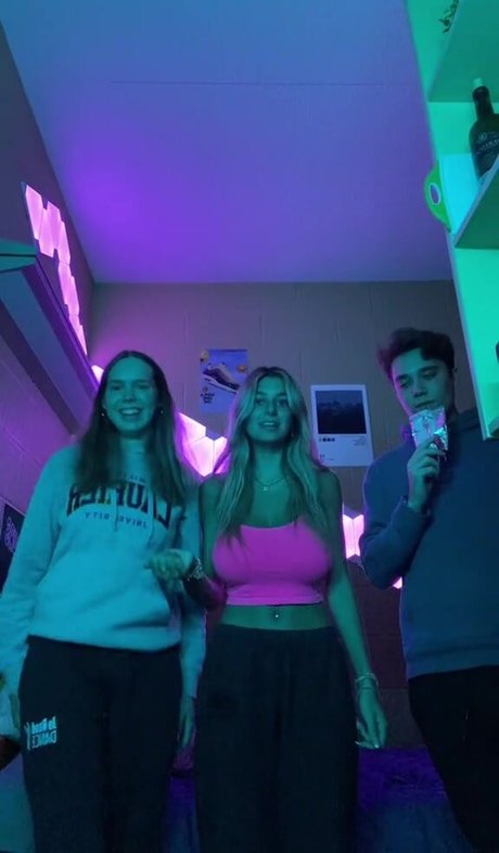 Maya Franco ポルノスター xxx ギャラリー