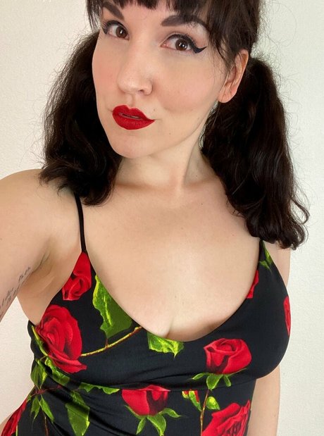 妻のアナルオンリーファンズ ホットセクシー 画像