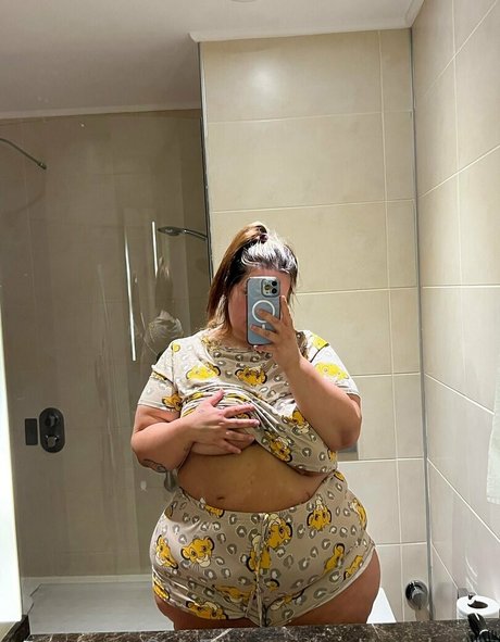 ティーンフィンガリングオンリーファンズ 限定 写真