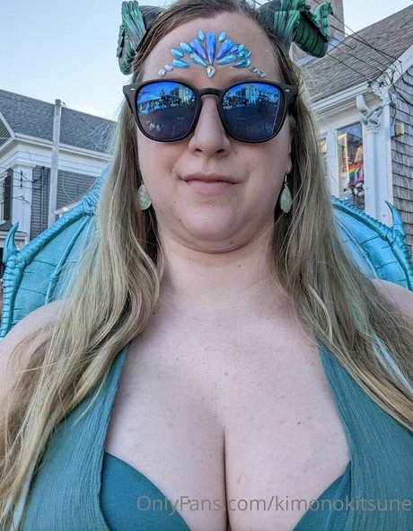 アウトドア 熟女 オンリーファンズ HD ギャラリー