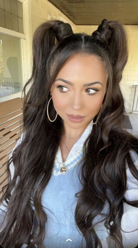 Ashley Nocera ヌードモデル 画像