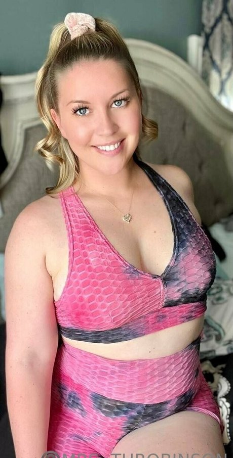 巨大ディルドオンリーファンズ セクシー裸 写真