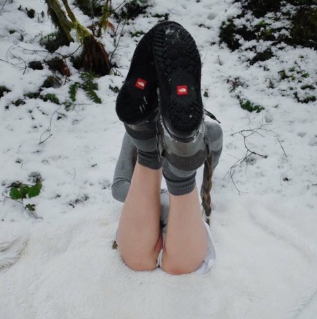 x snowie x xxxスター 画像