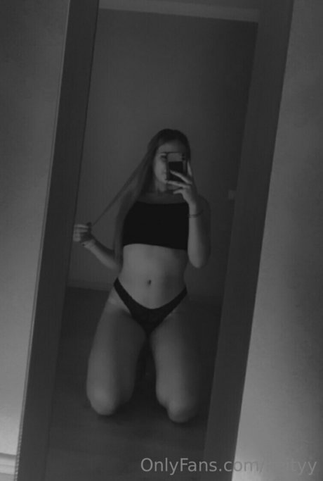 Keityy xxxポルノスター 写真