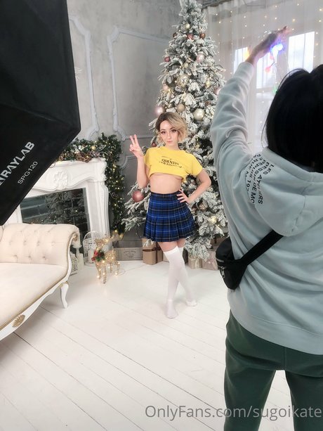 中出し 主観 オンリーファンズ アダルト 写真