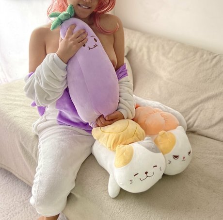 巨乳ランジェリーオンリーファンズ トップ 写真