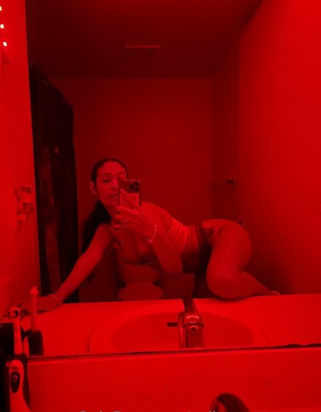 dominicancelina ポルノスター エロティック 写真