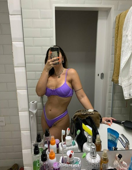 ninacroft 美しいモデル 写真