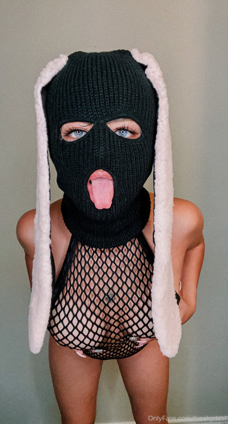 小さいチンポのシーメールオンリーファンズ ホットポルノ ギャラリー