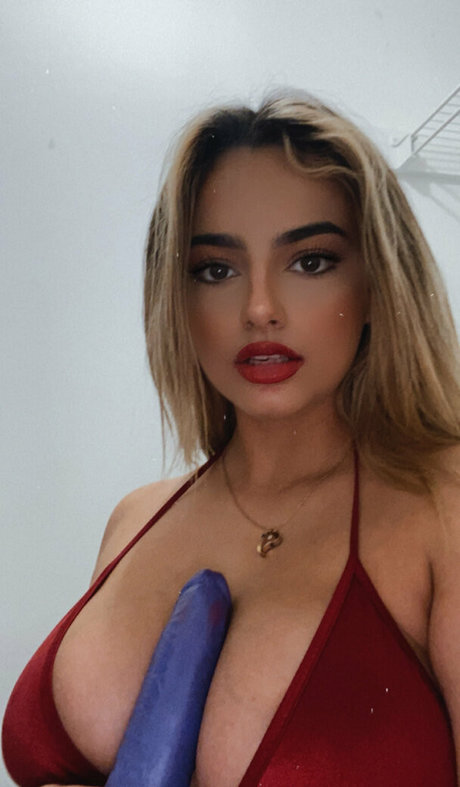 freakydesi スター ヌード ギャラリー