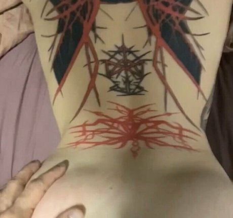 lucyxmachina エロティック女優 ギャラリー