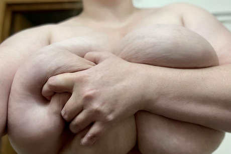 ランジェリーヌードオンリーファンズ 無料ポルノ ギャラリー