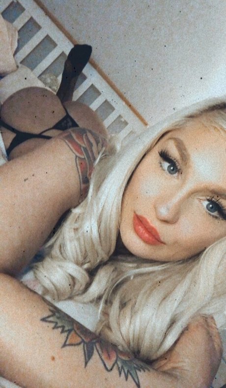 harrietellenshaw 裸モデル 写真