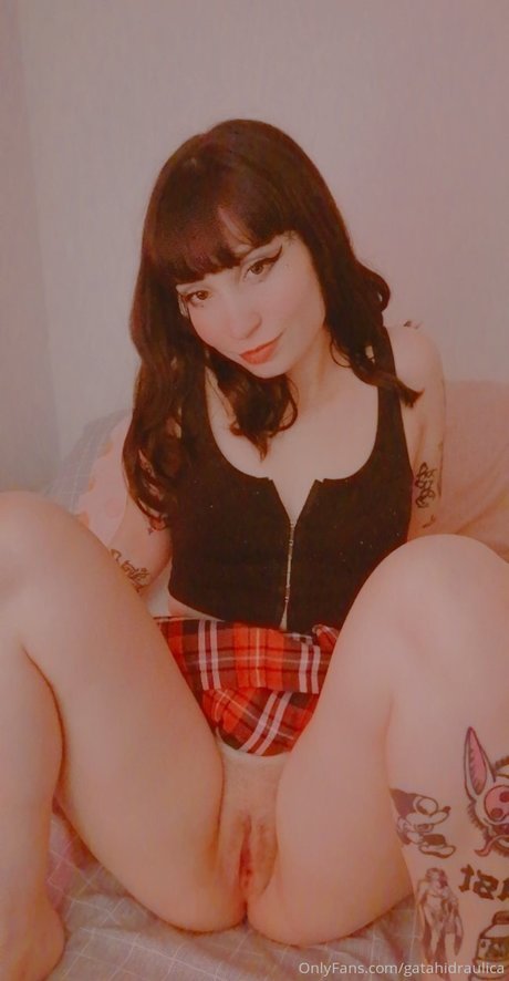 教室オンリーファン アートxxx 画像