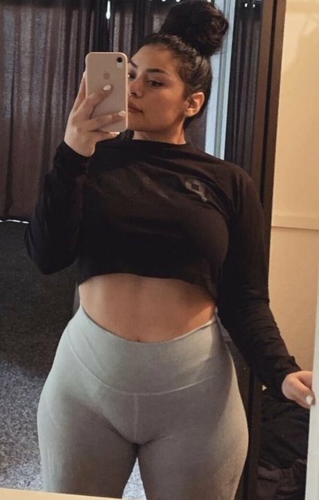 Perla Jasmin_ ポルノスター xxx 写真