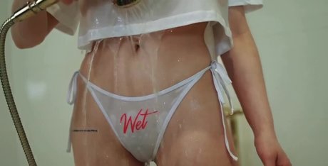 ジャークオンリーファンズ 無料セックス 写真