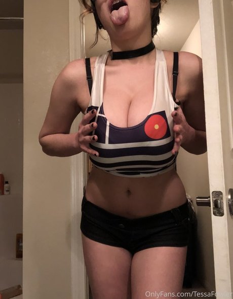 ランジェリーヌードオンリーファンズ アダルト ギャラリー