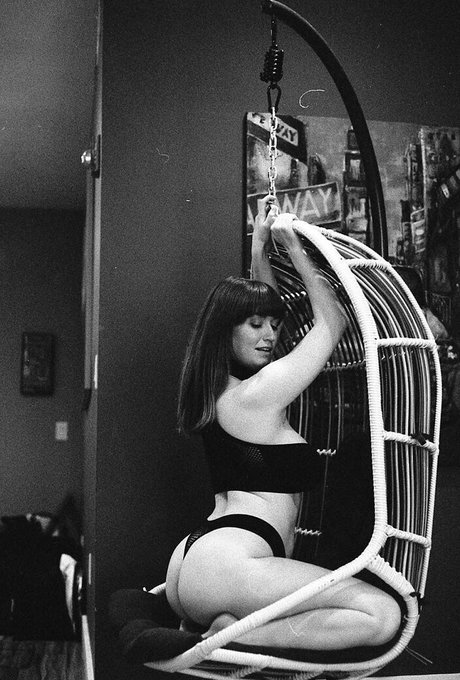 クソ野郎オンリーファンズ ホットセクシー 写真