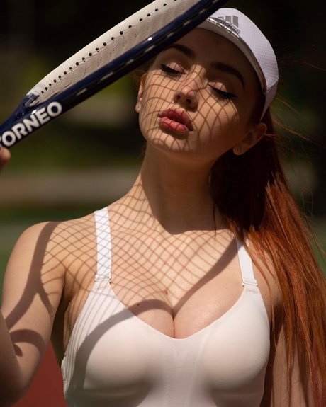 Rup Yana ヌードモデル 写真