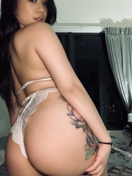 大きなお尻の黒人オンリーファンズ えろ 写真