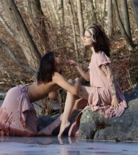 黒人寝取られオンリーファンズ ポルノグラフィック 写真