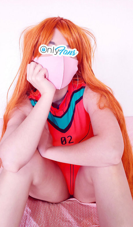 小さなおっぱいオンリーファンズ ヌード 画像