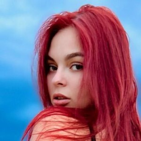 Alter Eva ホットモデル 画像