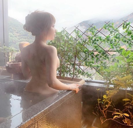 熟女の手コキオンリーファンズ ポルノ ギャラリー