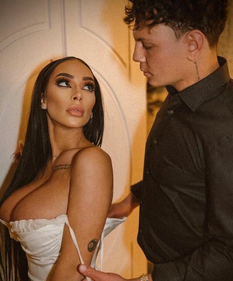 Claudiaxxxrose vip トップモデル 写真