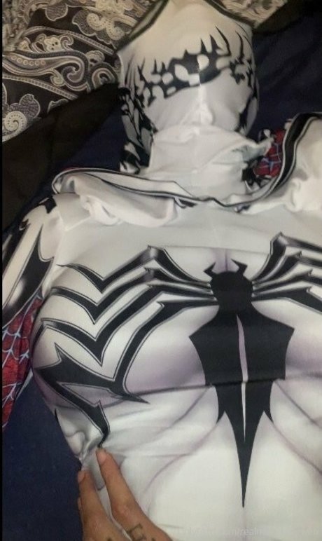 筋肉トランスオンリーファンズ 無料 写真