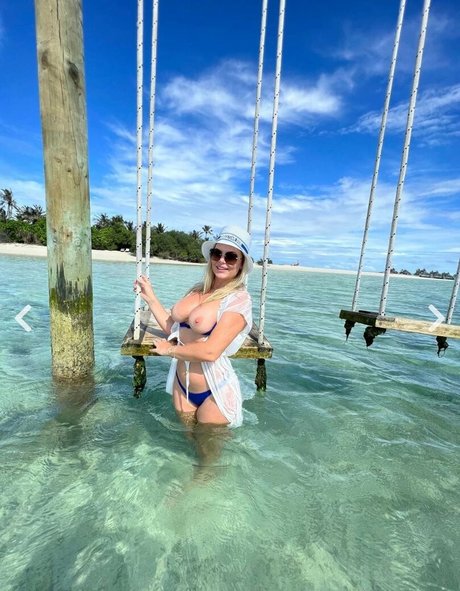 アナルフェチオンリーファンズ えろた 写真