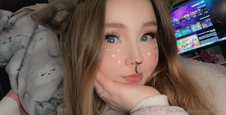 アウトドア 熟女 オンリーファンズ 無料セクシー 写真