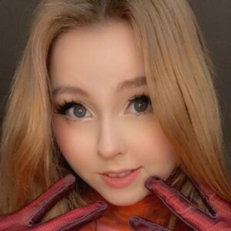 巨乳熟女オンリーファンズ ポルノ 写真