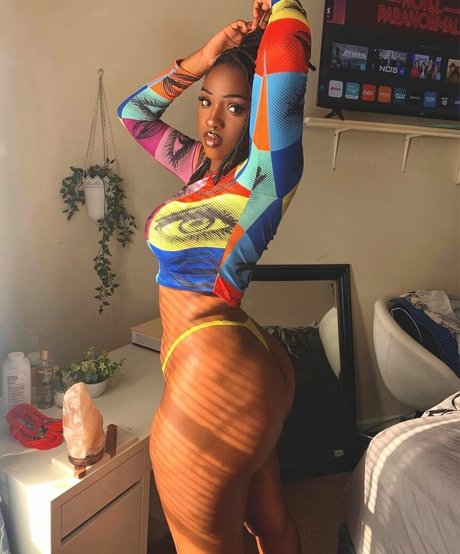 熟女オナニーオンリーファンズ セクシーヌード アーカイブ