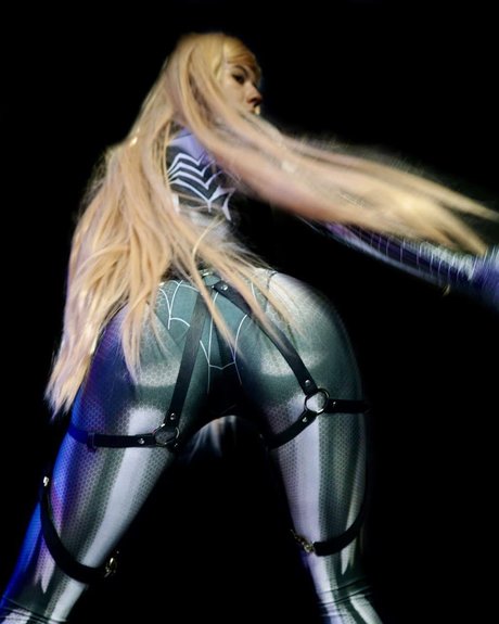 シャワー3P オンリーファンズ 無料 ギャラリー