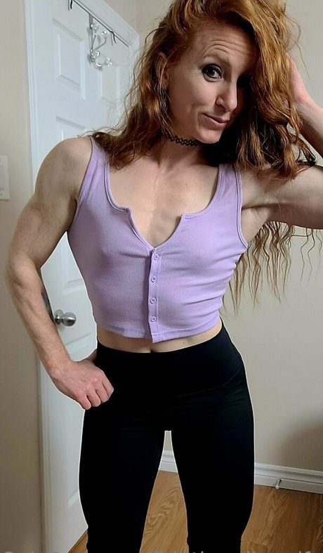 フィットネスプッシーオンリーファンズ ホット 画像