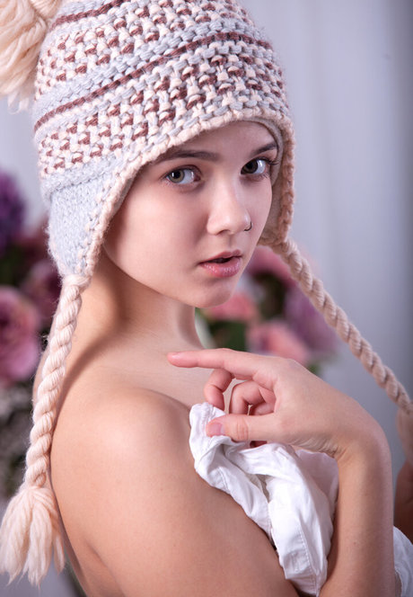 曲線美のブロンドオンリーファンズ 無料ポルノ 写真