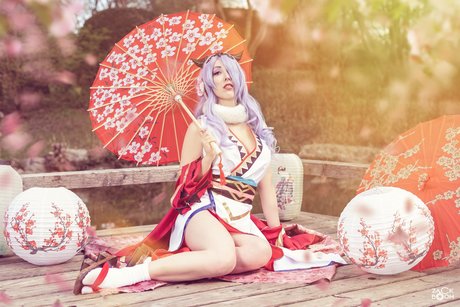 Pink Fluffy Kitchicorn セクシー女優 写真