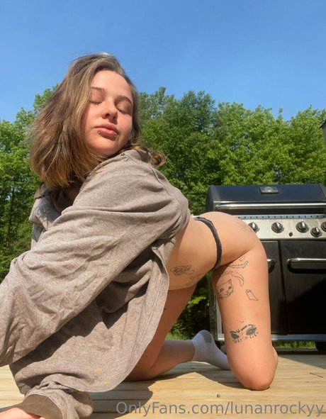 lunanrockyy ヌードモデル 写真