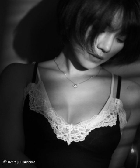 Narumi Ohkawa セクシーなスター 画像