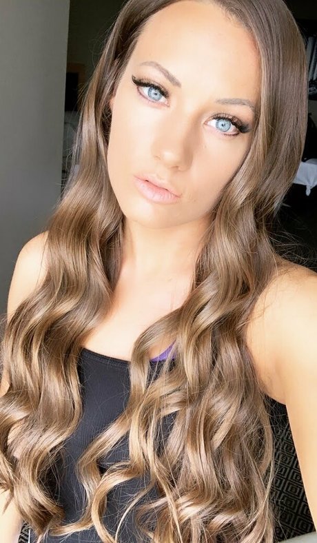 Britney Marie ポルノスター パーフェクト 画像